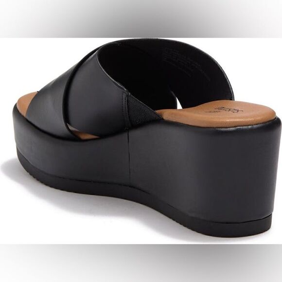 SUSINA | Caine Wedge Sandal - Picture 2 of 7